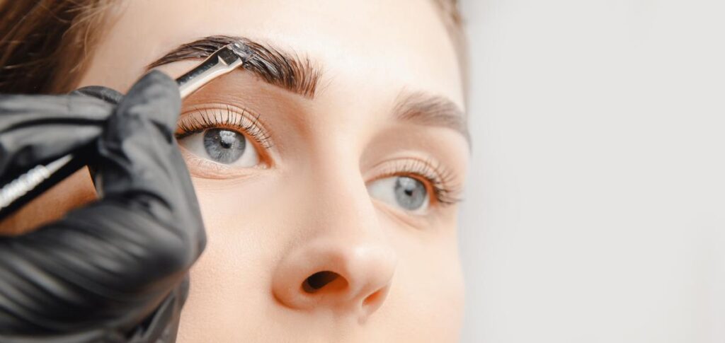 Best Henna Brows Treatment In Geneva